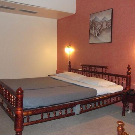 Hotel Bluehill 巴夫那加尔 外观 照片