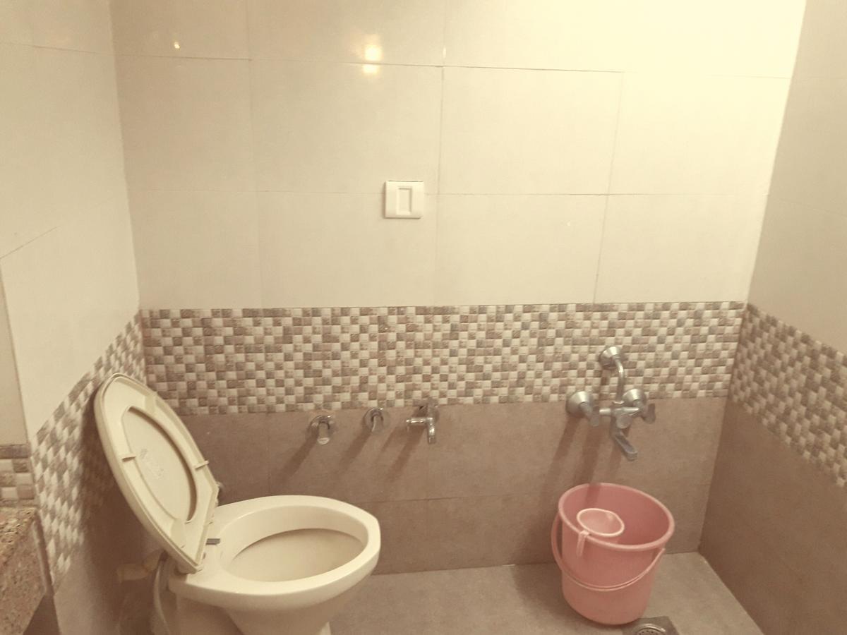 Hotel Bluehill 巴夫那加尔 外观 照片